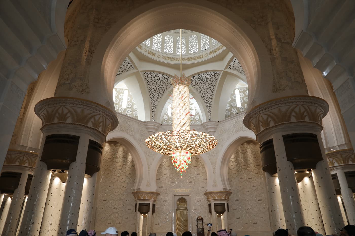 The main prayer hall of the Sheikh Zayed Grand Mosque with its chandelier